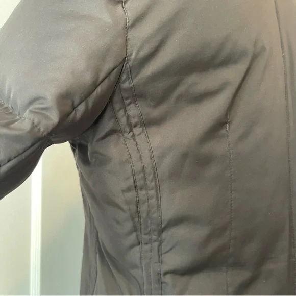 Michael Kors Coat w/versatile hood, zipper and snaps - Picture 6 of 16